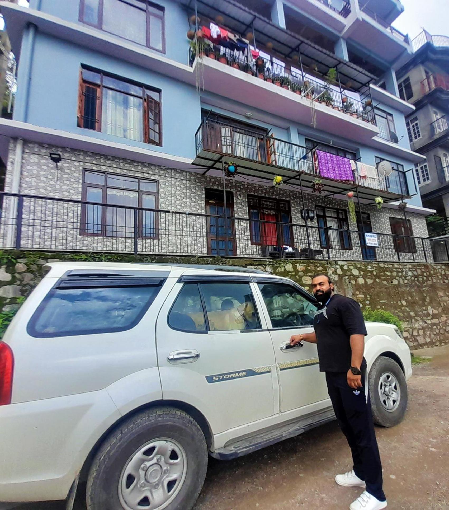 Mountain And Peace Apartamento Shimla Exterior foto